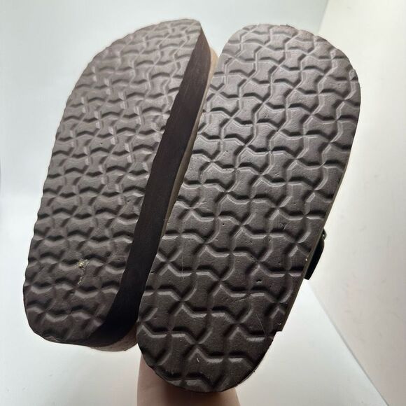 CUSHIONAIRE Women's Cork Footbed Platform Clog 6 BROWN - Picture 5 of 7